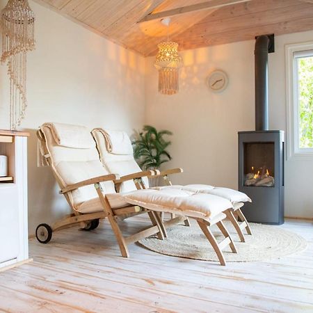 B&B Joli Met Prive Wellness Wemeldinge Esterno foto
