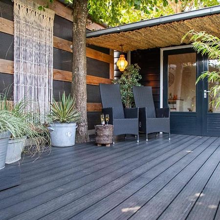 B&B Joli Met Prive Wellness Wemeldinge Esterno foto
