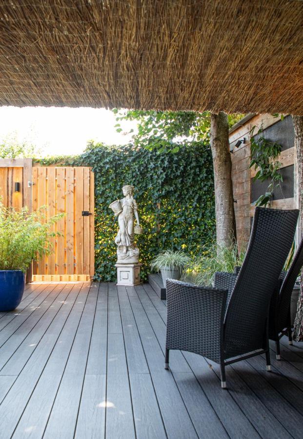 B&B Joli Met Prive Wellness Wemeldinge Esterno foto